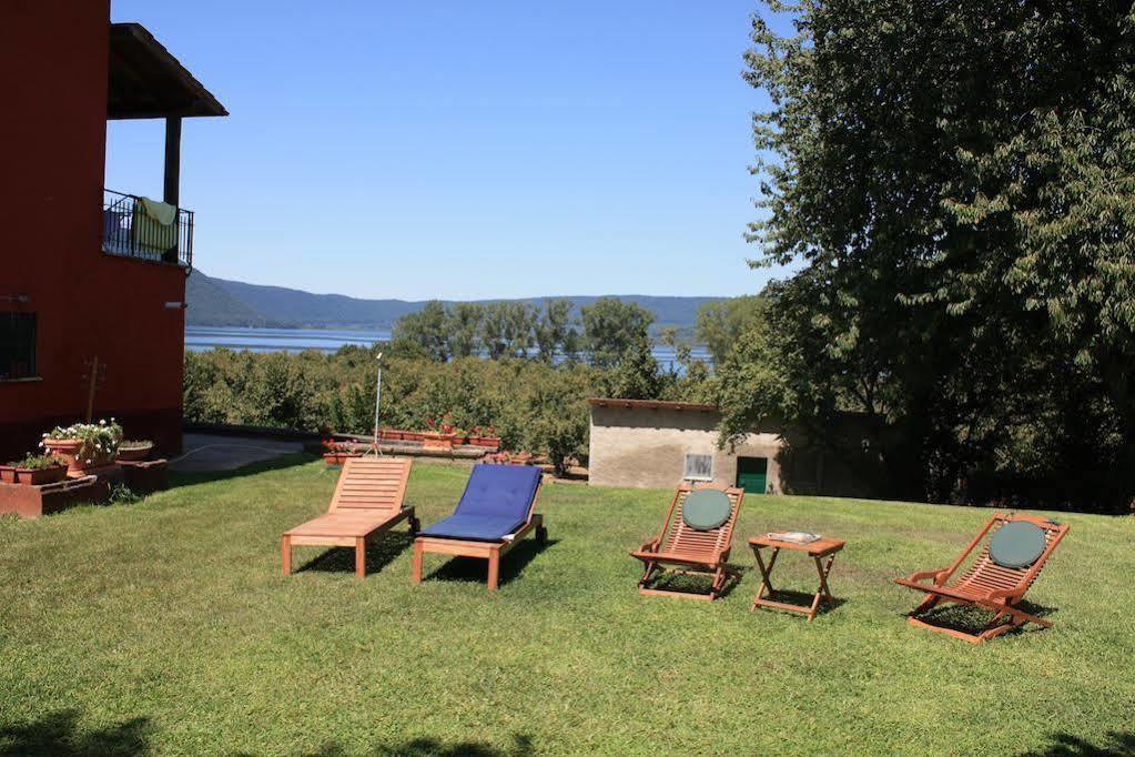 La Finestra Sul Lago Bed & Breakfast Ronciglione  Exterior photo